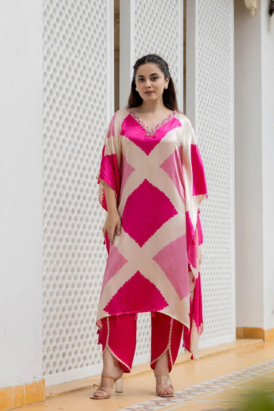 VIBRANT GEOMETRIC PRINT KAFTAN SET WITH EMBELLISHED NECKLINE