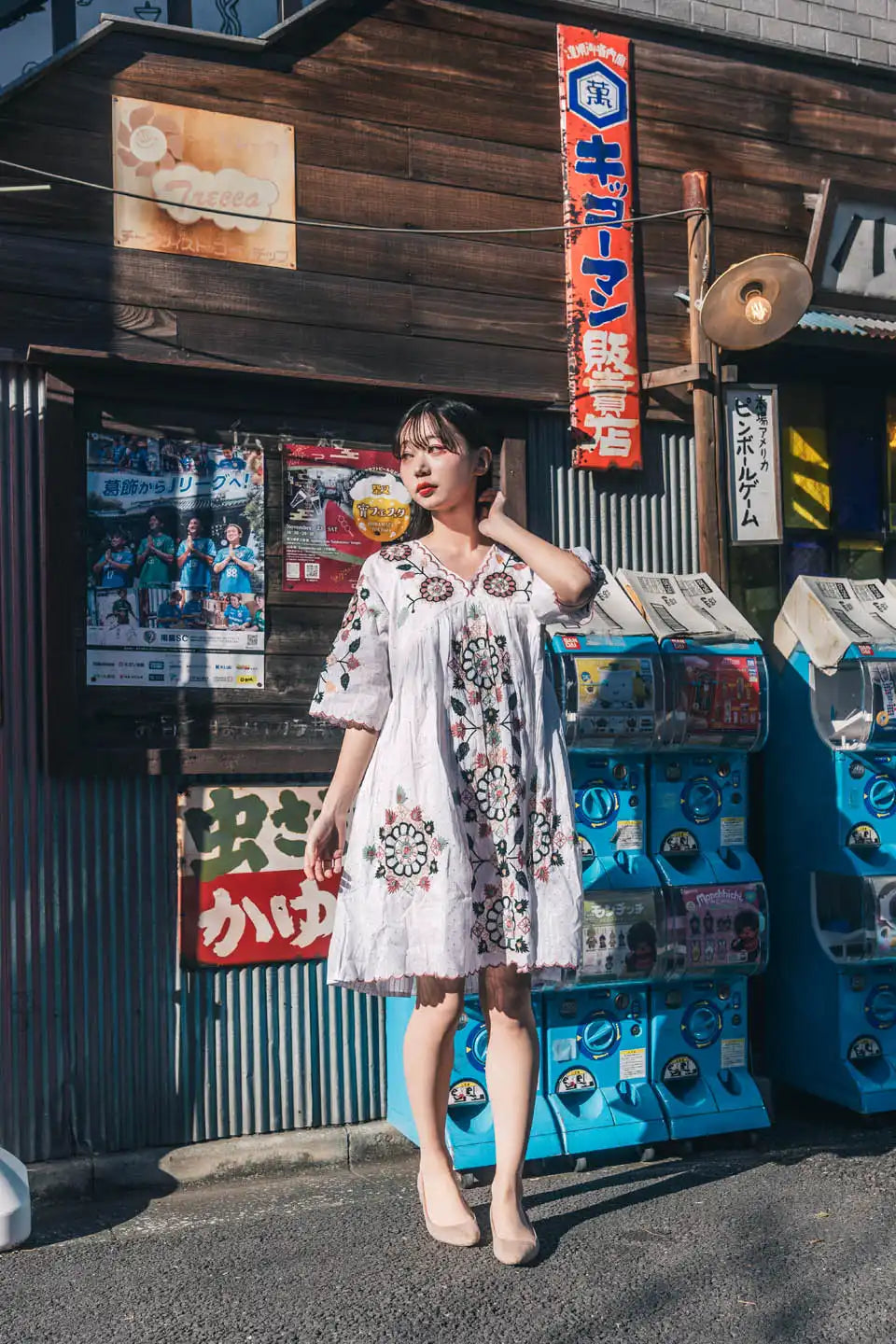 EMBROIDERED WHITE COTTON SHORT DRESS FOR WOMEN