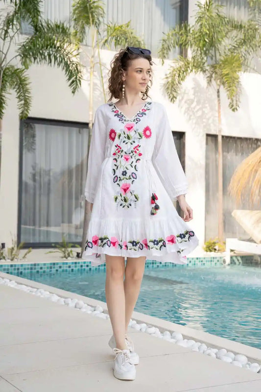 BOHO EMBROIDERED FLORAL SHORT DRESS