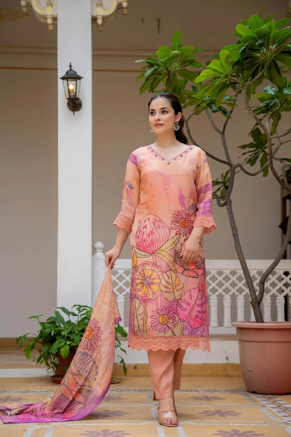 Peach floral embellished kurta set with printed dupatta & straight pants