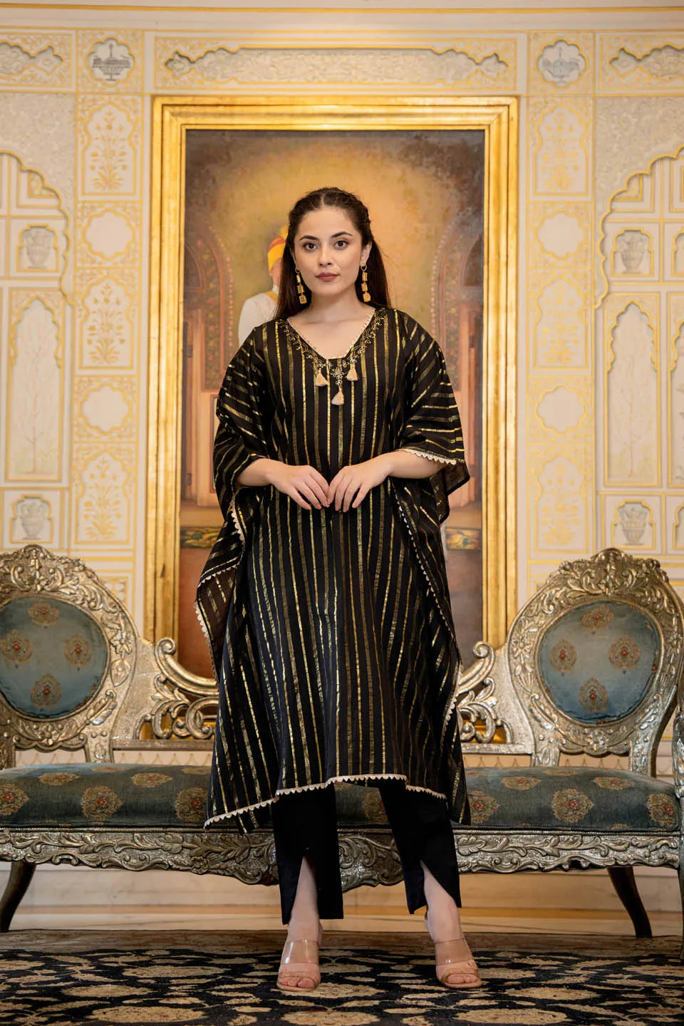 ELEGANT BLACK KAFTAN-STYLE TUNIC WITH METALLIC STRIPES & MATCHING NARROW PANTS