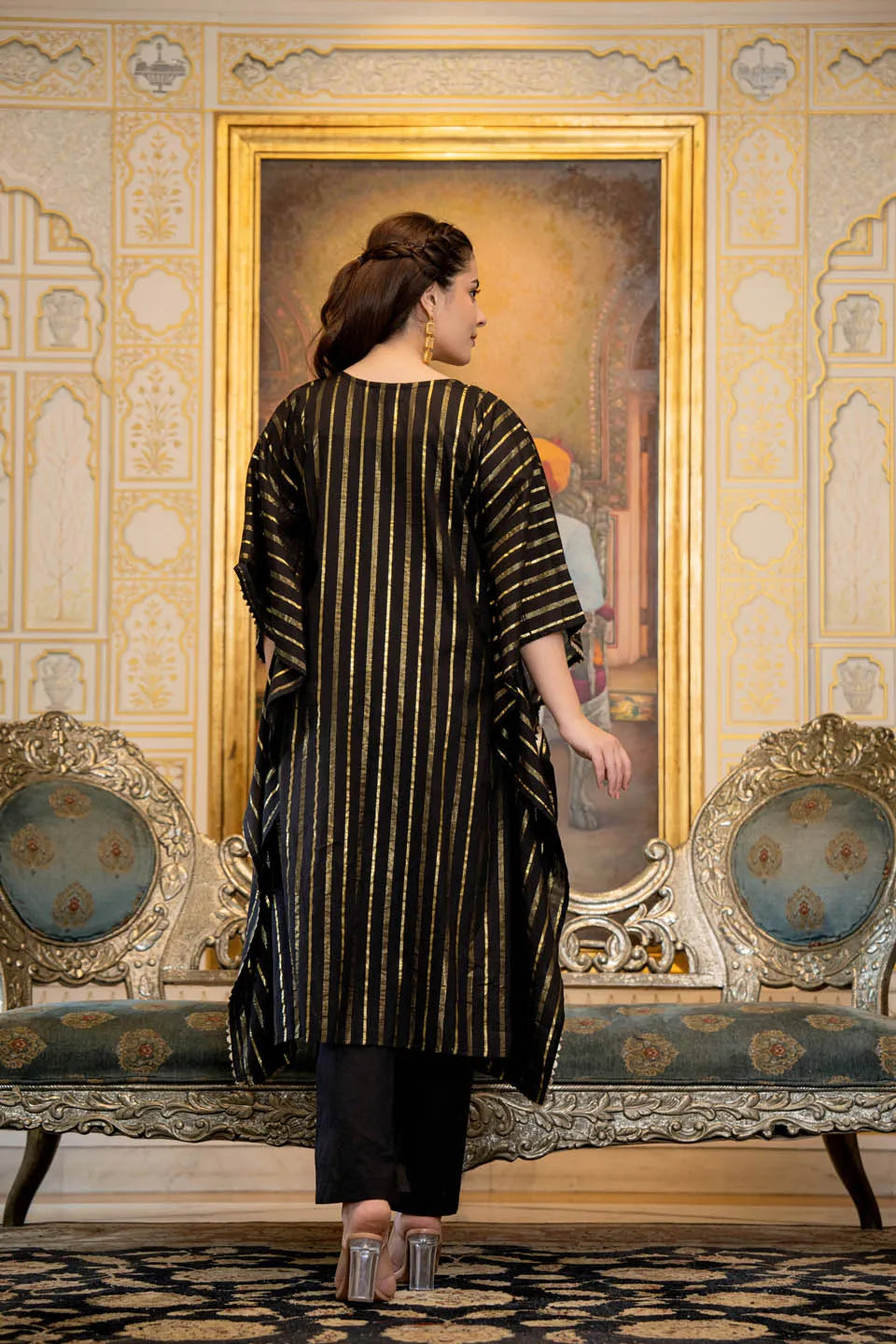 ELEGANT BLACK KAFTAN-STYLE TUNIC WITH METALLIC STRIPES & MATCHING NARROW PANTS