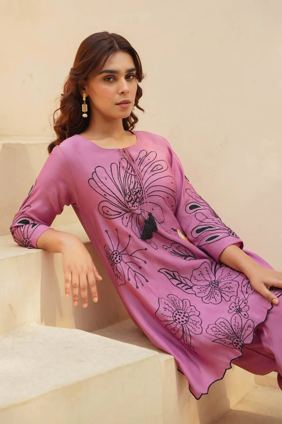 LAVENDER FLORAL EMBROIDERED A-LINE KURTA WITH STRAIGHT PANTS SET