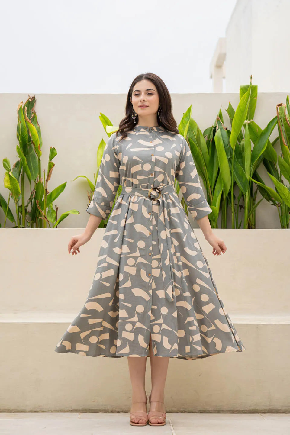 GEOMETRIC PRINT FIT & FLARE MIDI DRESS WITH SHIRT COLLAR AND BELT – CASUAL WEAR