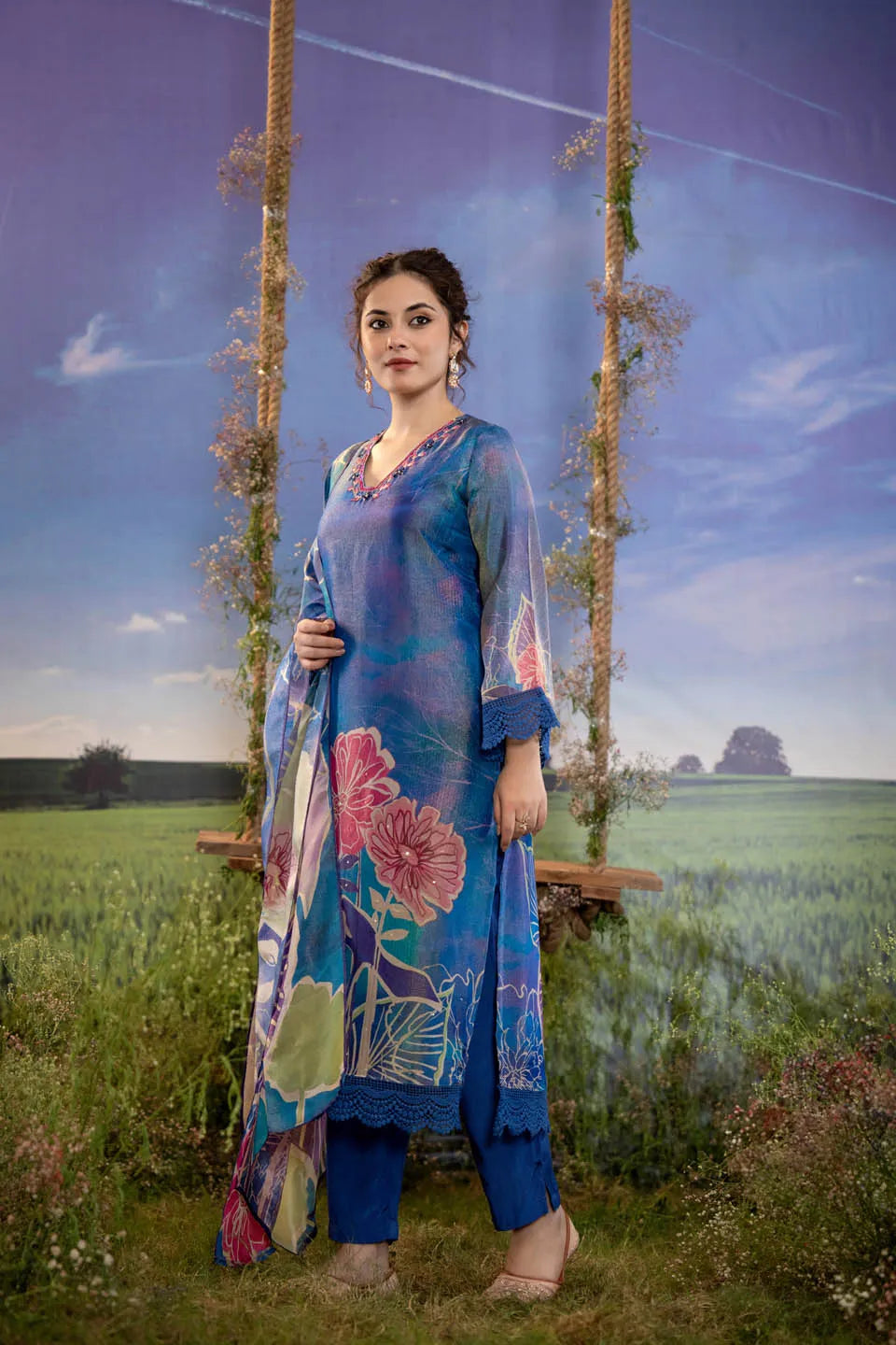 FLORAL EMBELLISHED V-NECK KURTA WITH LACE HEM AND STRAIGHT PANTS SET