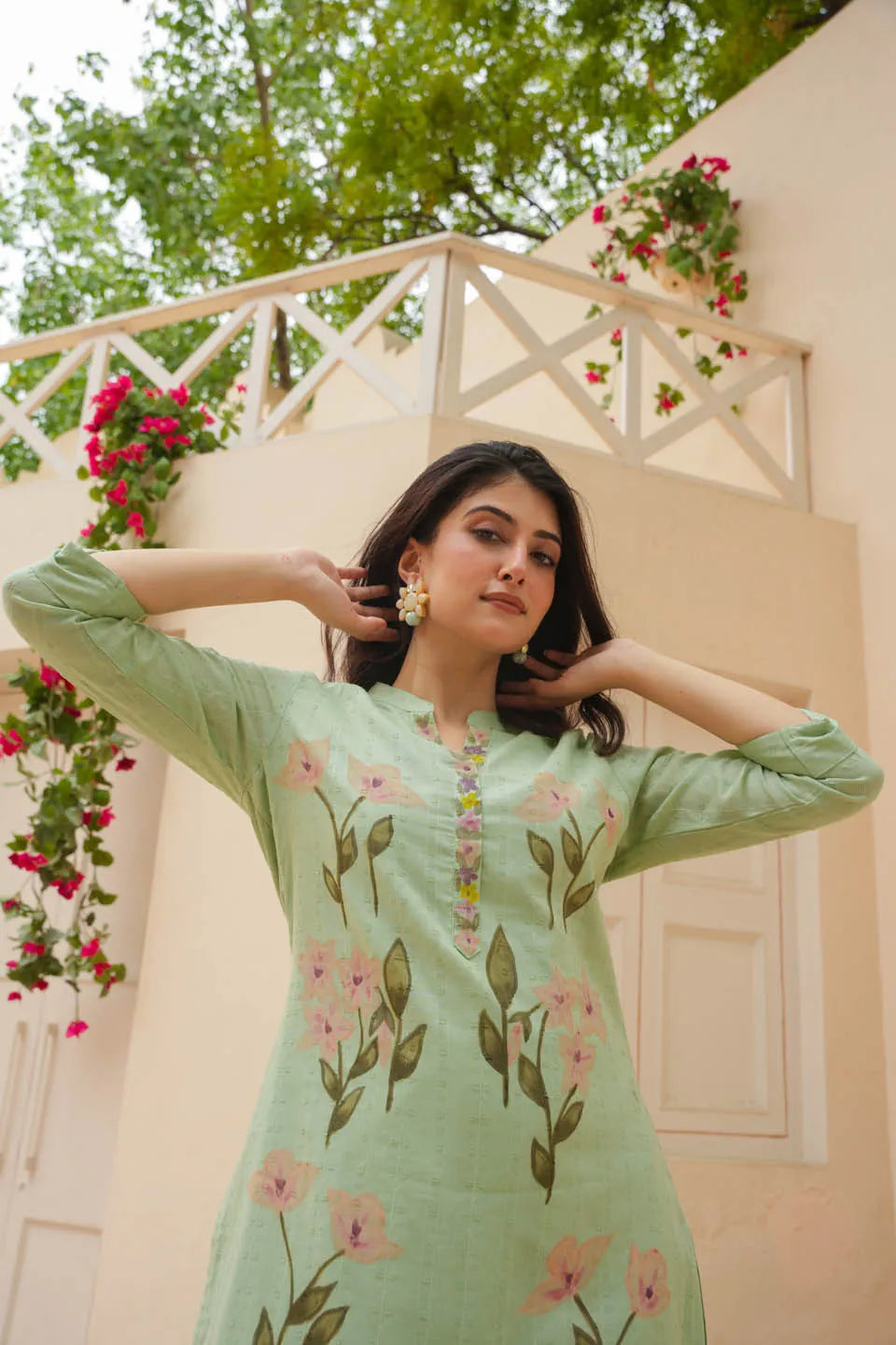 FLORAL PRINT STRAIGHT KURTA SET WITH MANDARIN COLLAR 3 4 SLEEVES LIGHT GREEN