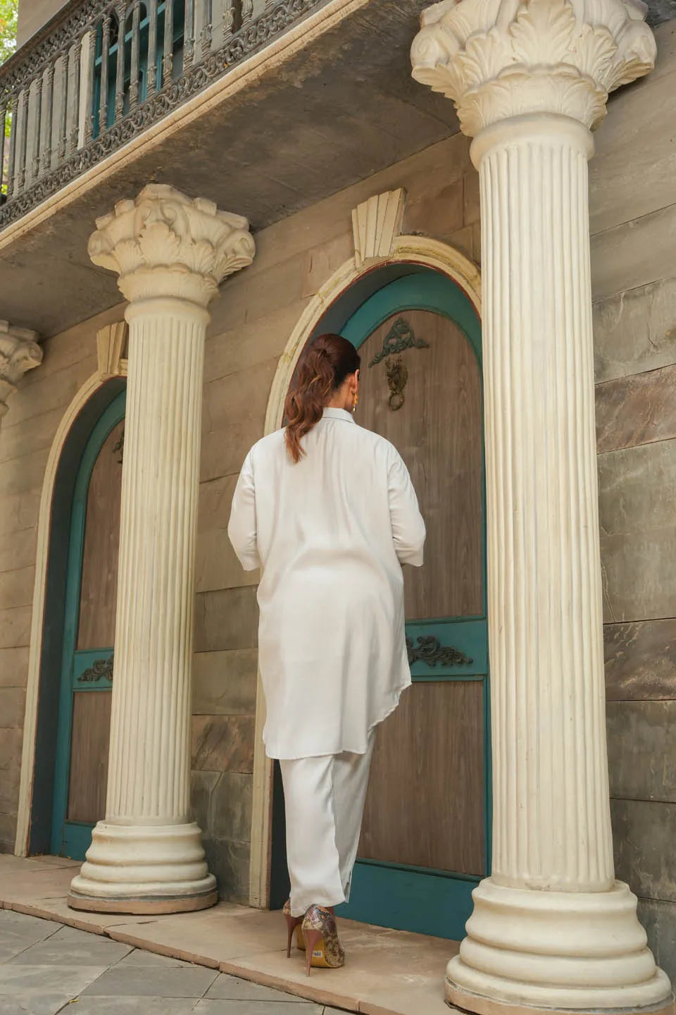 FLORAL EMBROIDERED ROMAN SILK COORDINATED SET WITH STRAIGHT KURTA AND MATCHING PANTS