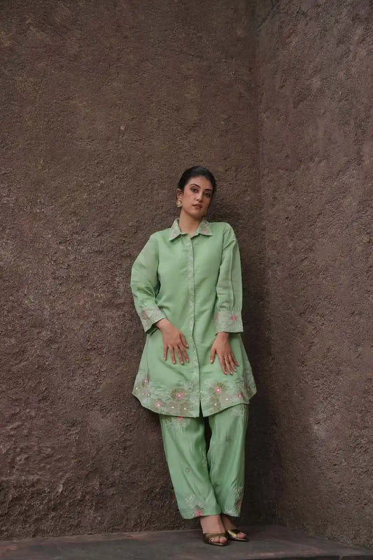 Green Floral Embroidered Kurta with Straight Pants Set