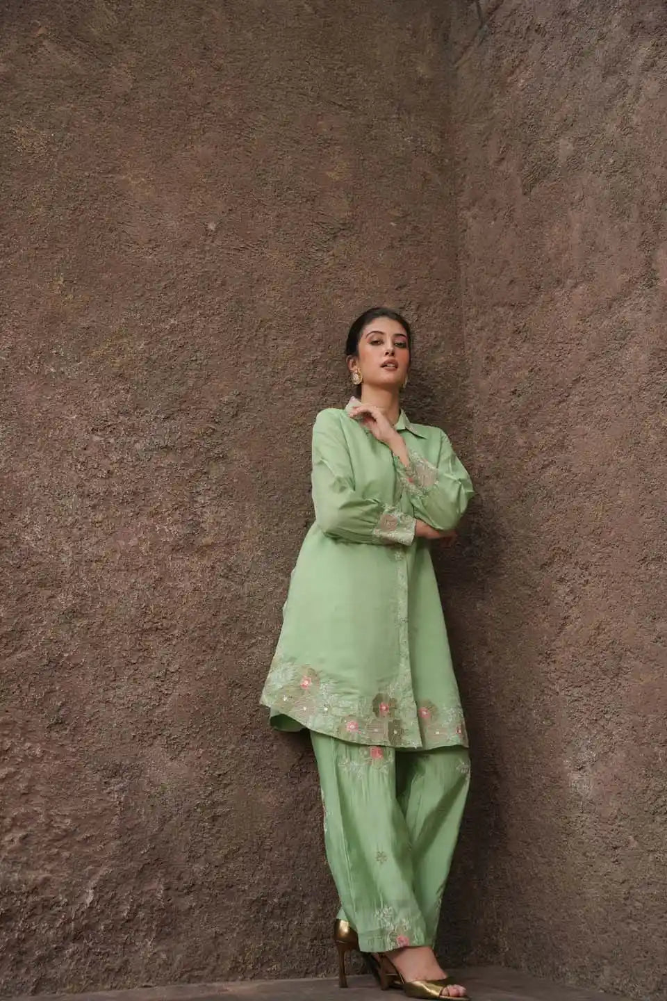 Green Floral Embroidered Kurta with Straight Pants Set