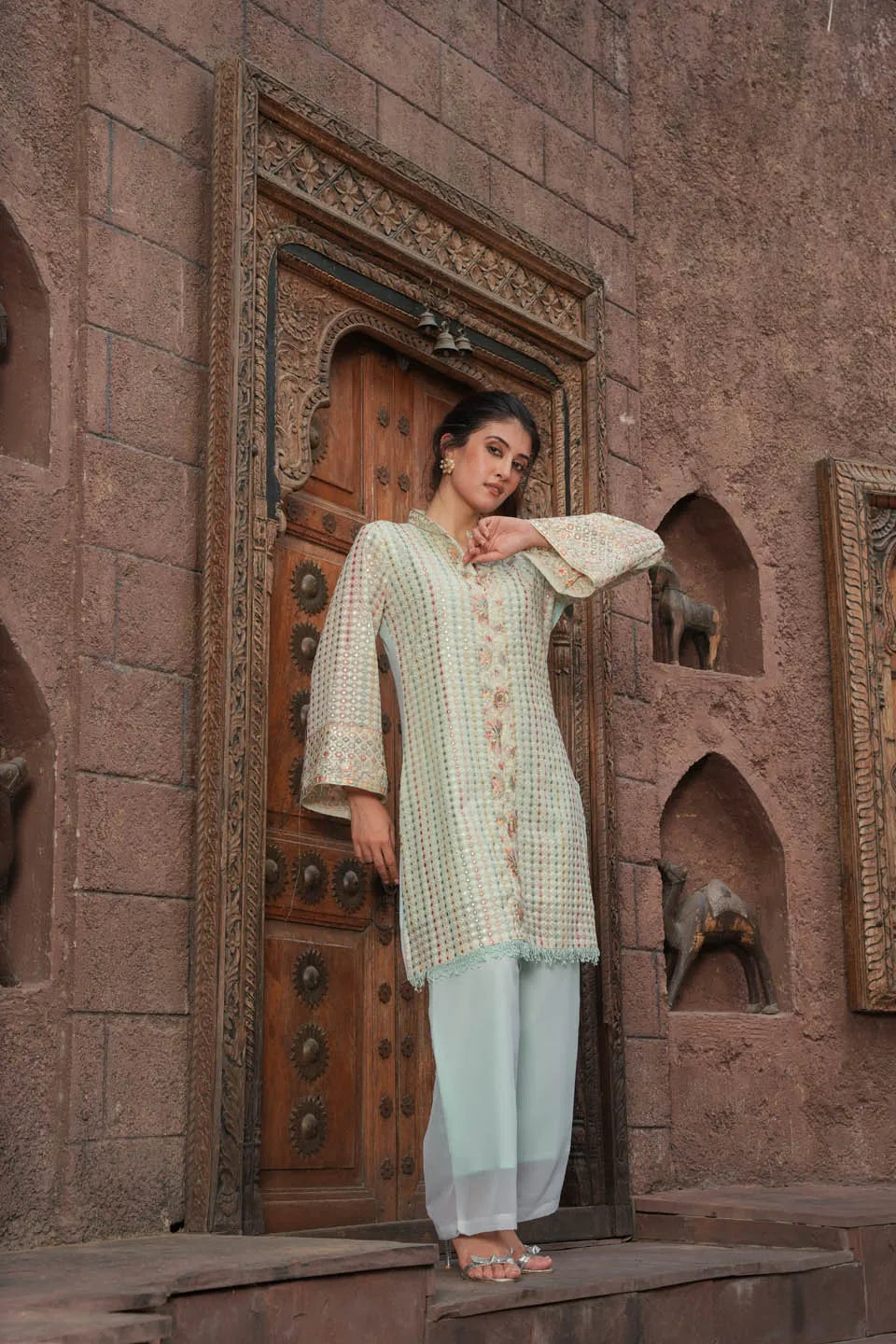 Elegant Embroidered Pastel Set: Knee-Length Top with Mandarin Collar and Matching Straight Pants